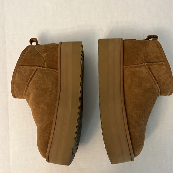 UGG PLATFORM CLASSIC MINI BOOTS 10 - Picture 12 of 16